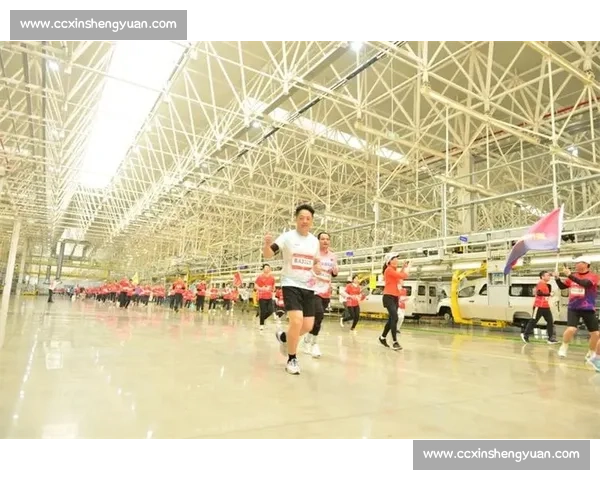 一汽奔腾 2025 护航 和龙半程马拉松燃情开跑