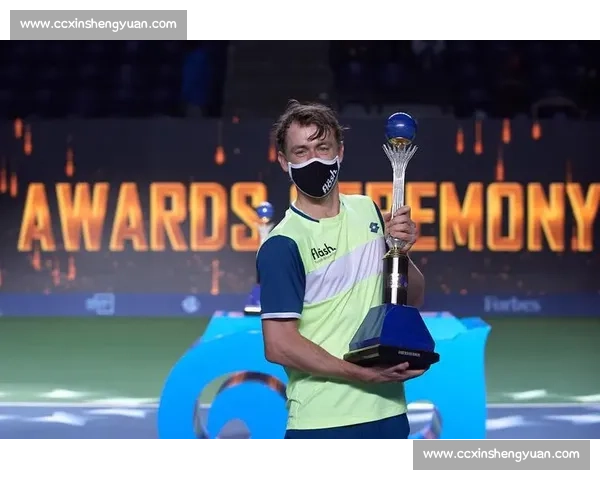 网坛新王登基！XXX横扫赛场，ATP总决赛格局巨变！