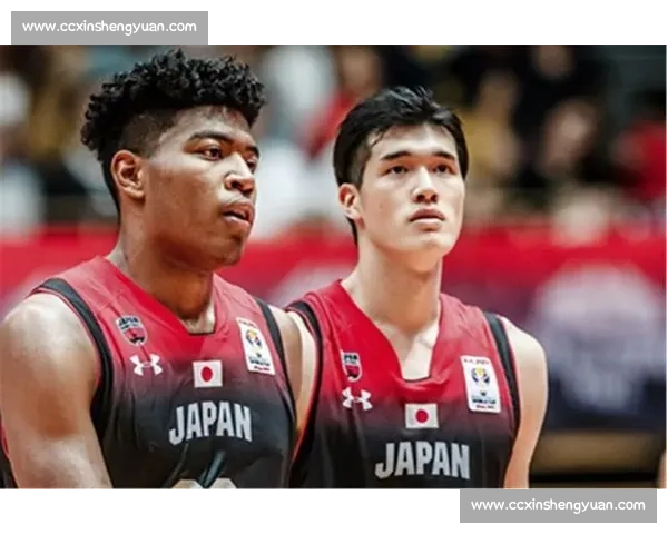 球星动态牵动人心，球迷留言板炸开了锅！